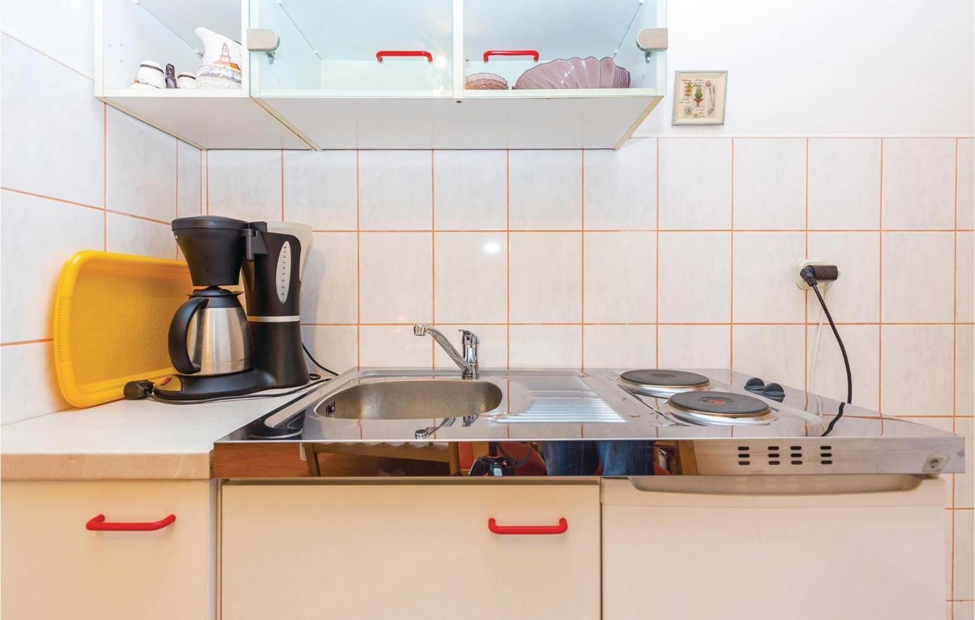 Stunning Apartment In Bakar With Kitchen Exterior photo